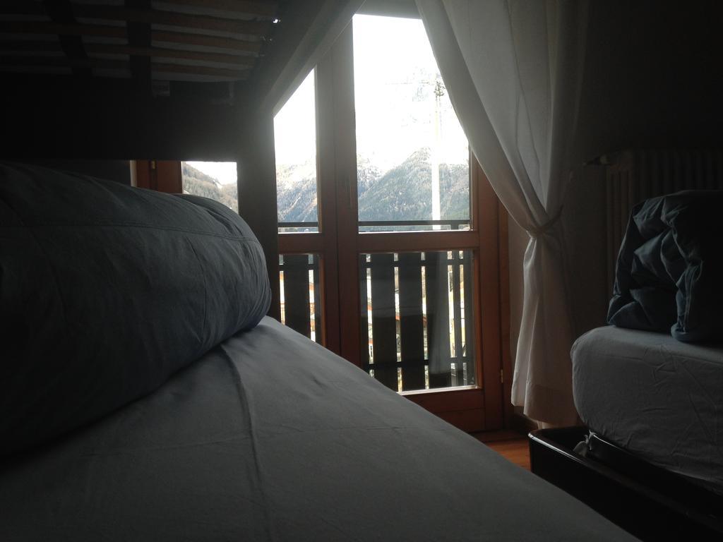 Hotel Sasso Nero Chiesa in Valmalenco Exterior foto