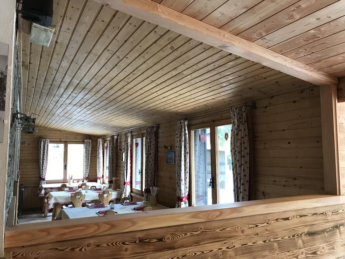 Hotel Sasso Nero Chiesa in Valmalenco Exterior foto